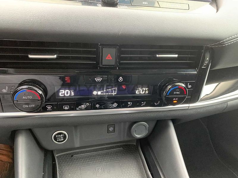 Nissan Qashqai 1.3 DIG-T MHEV N-Connecta WINTER 360°CAM